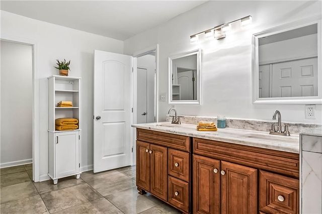 135 Dixie Lane, Covington, GA 30014