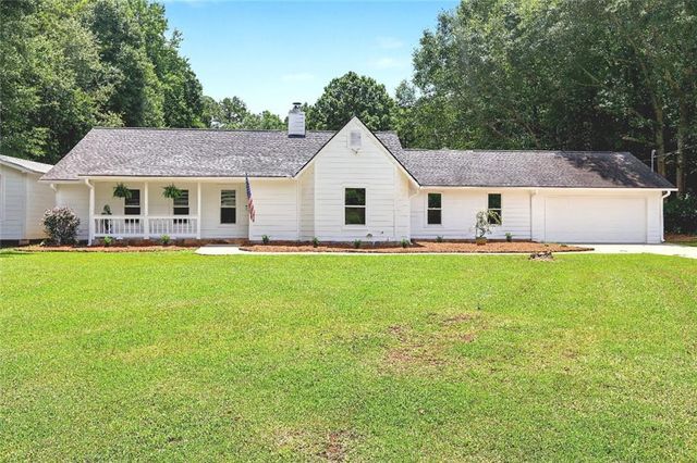 135 Dixie Lane, Covington, GA 30014