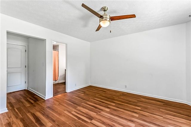 135 Dixie Lane, Covington, GA 30014