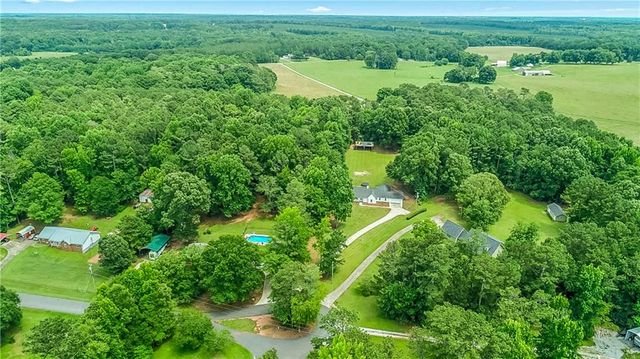 135 Dixie Lane, Covington, GA 30014