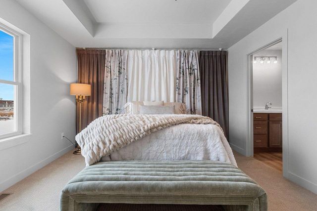 208 CLUBHOUSE LANE, Kimberly, WI 54913