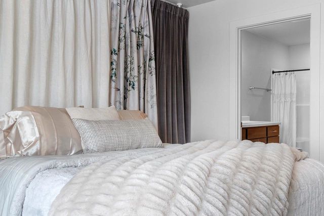 208 CLUBHOUSE LANE, Kimberly, WI 54913