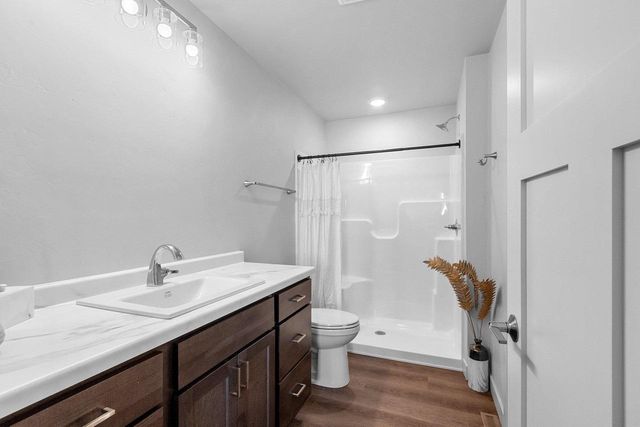 208 CLUBHOUSE LANE, Kimberly, WI 54913