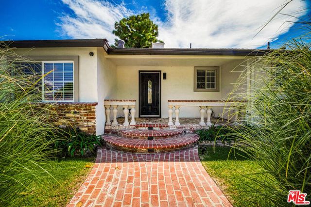 19120 Hartland Street, Reseda, CA 91335