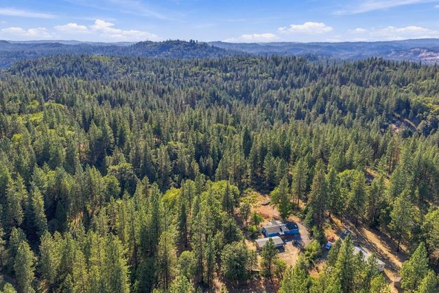 555 Trail Ridge Ln, Colfax, CA 95713