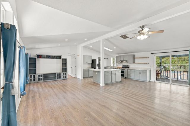 555 Trail Ridge Ln, Colfax, CA 95713