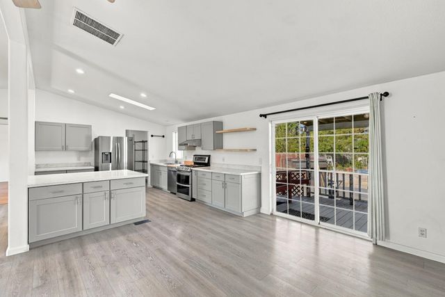 555 Trail Ridge Ln, Colfax, CA 95713