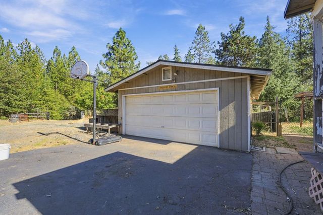 555 Trail Ridge Ln, Colfax, CA 95713