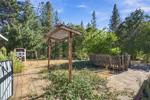 555 Trail Ridge Ln, Colfax, CA 95713