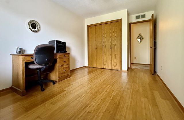 409 SE Delaware Avenue 211, Ankeny, IA 50021