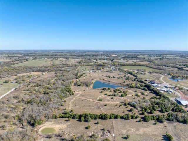 10420 County Road 470, Blue Ridge, TX 75424