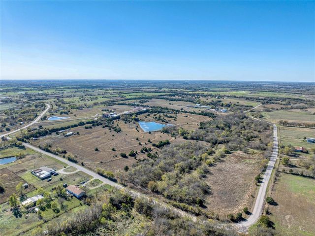 10420 County Road 470, Blue Ridge, TX 75424