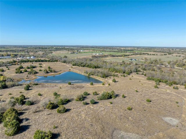 10420 County Road 470, Blue Ridge, TX 75424