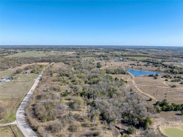 10420 County Road 470, Blue Ridge, TX 75424