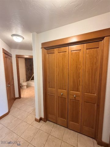 4662 Glenwood Drive, Bozeman, MT 59718