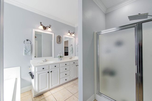 182 Lansdown Drive, Houma, LA 70360