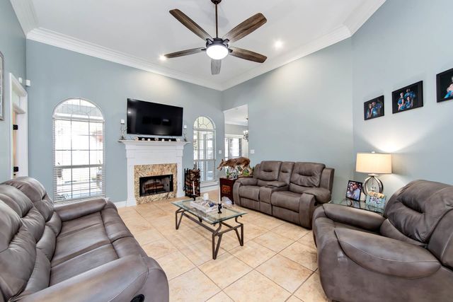 182 Lansdown Drive, Houma, LA 70360