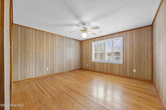 301 Dewitt Street, Jacksonville, NC 28540