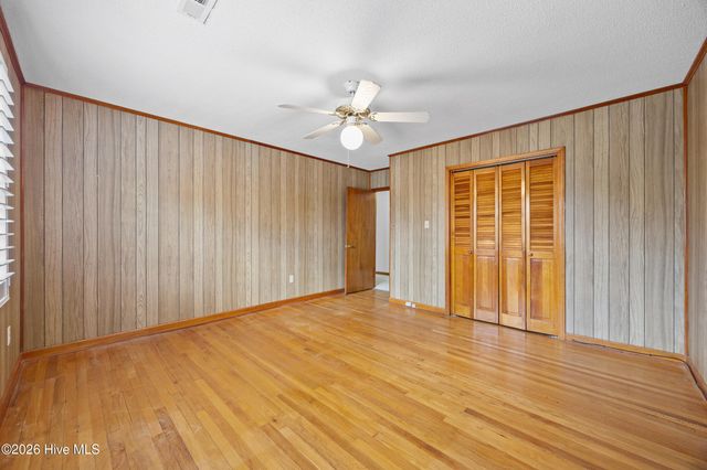 301 Dewitt Street, Jacksonville, NC 28540