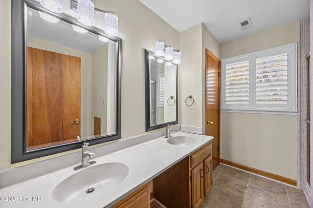 301 Dewitt Street, Jacksonville, NC 28540