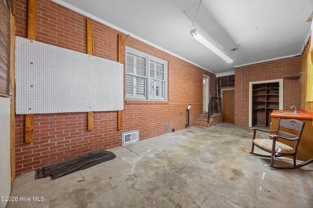 301 Dewitt Street, Jacksonville, NC 28540