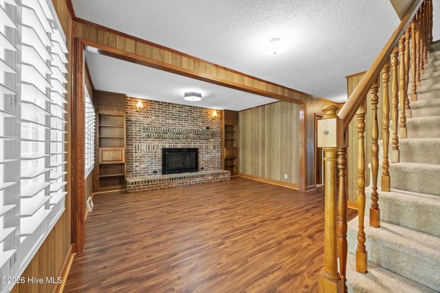 301 Dewitt Street, Jacksonville, NC 28540