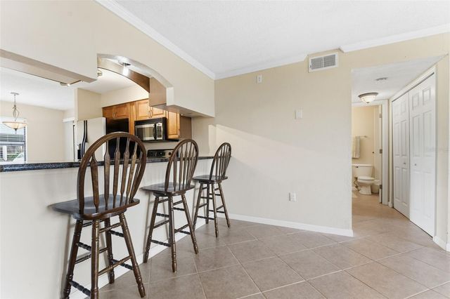 10103 SAILWINDS BOULEVARD N 103, Largo, FL 33773