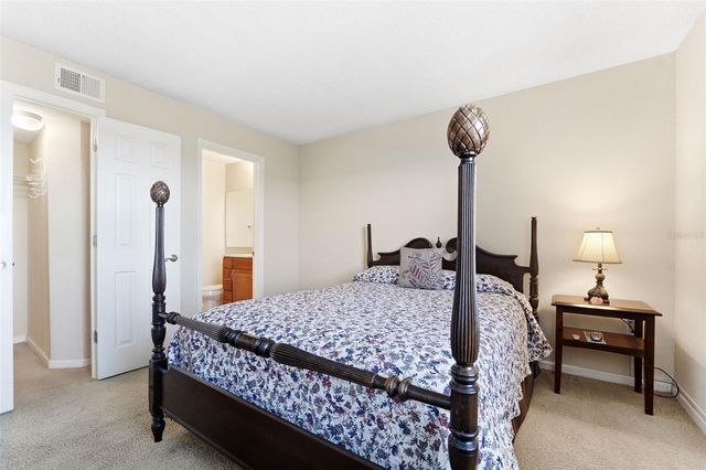 10103 SAILWINDS BOULEVARD N 103, Largo, FL 33773