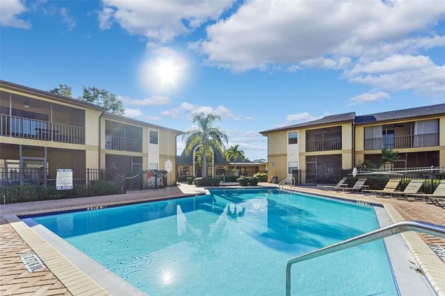 10103 SAILWINDS BOULEVARD N 103, Largo, FL 33773