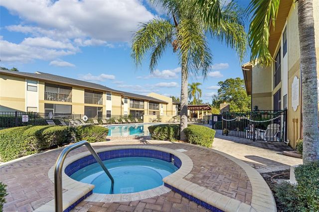 10103 SAILWINDS BOULEVARD N 103, Largo, FL 33773