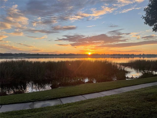 10103 SAILWINDS BOULEVARD N 103, Largo, FL 33773