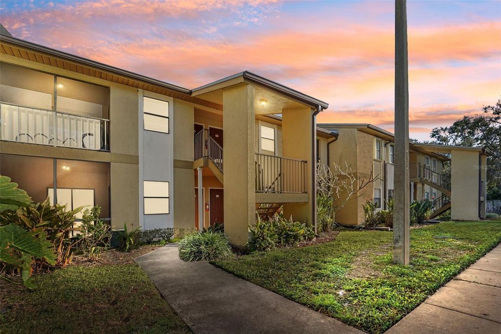 10103 SAILWINDS BOULEVARD N 103, Largo, FL 33773