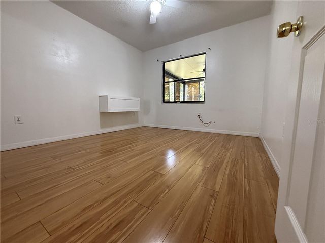 2944 58TH AVENUE N, St Petersburg, FL 33714