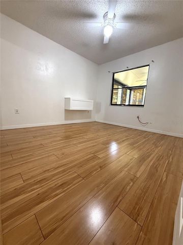 2944 58TH AVENUE N, St Petersburg, FL 33714