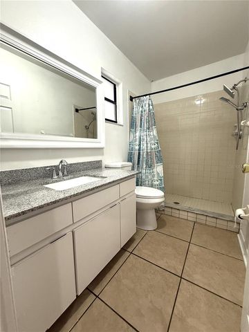 2944 58TH AVENUE N, St Petersburg, FL 33714