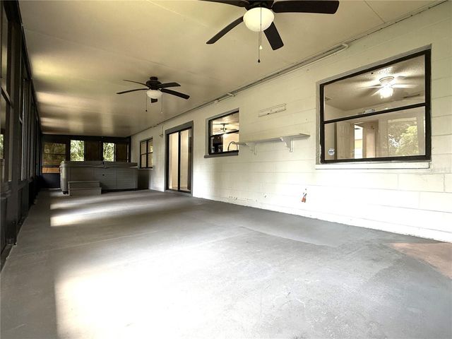 2944 58TH AVENUE N, St Petersburg, FL 33714
