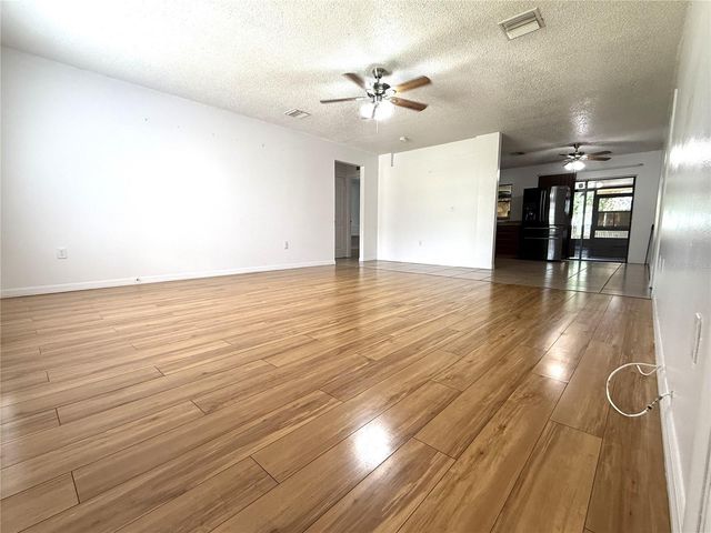 2944 58TH AVENUE N, St Petersburg, FL 33714