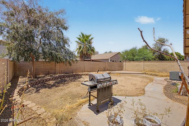 15869 W TARA Lane, Surprise, AZ 85374