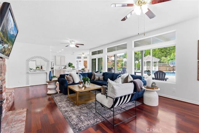 24345 La Homa, Yorba Linda, CA 92887