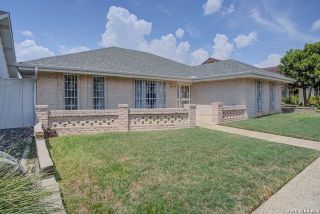213 Fenwick, Windcrest, TX 78239