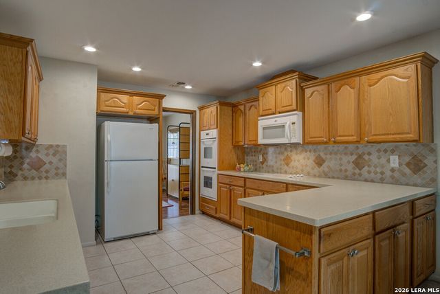 213 Fenwick, Windcrest, TX 78239