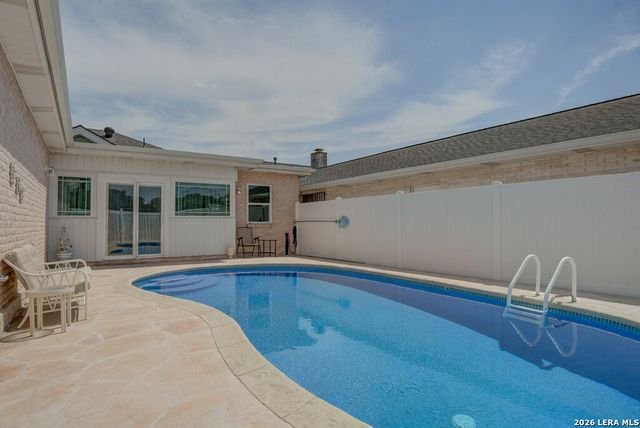 213 Fenwick, Windcrest, TX 78239