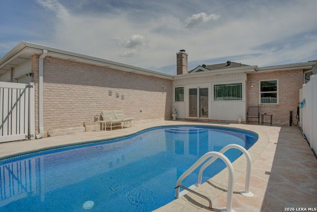 213 Fenwick, Windcrest, TX 78239