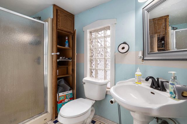 126 Calhoun Street, Battle Creek, MI 49017