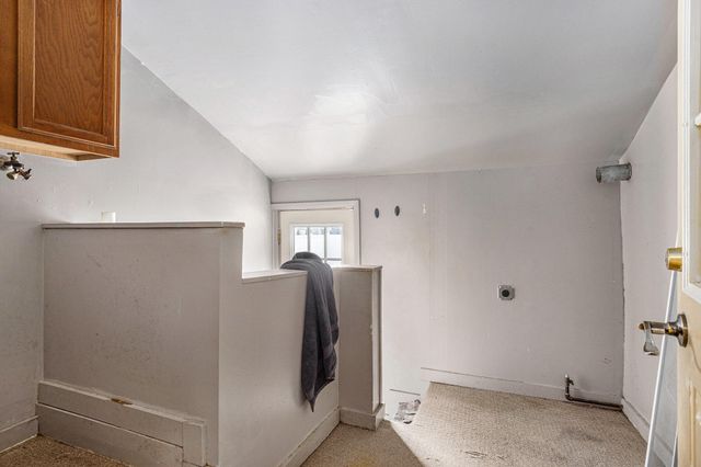 126 Calhoun Street, Battle Creek, MI 49017