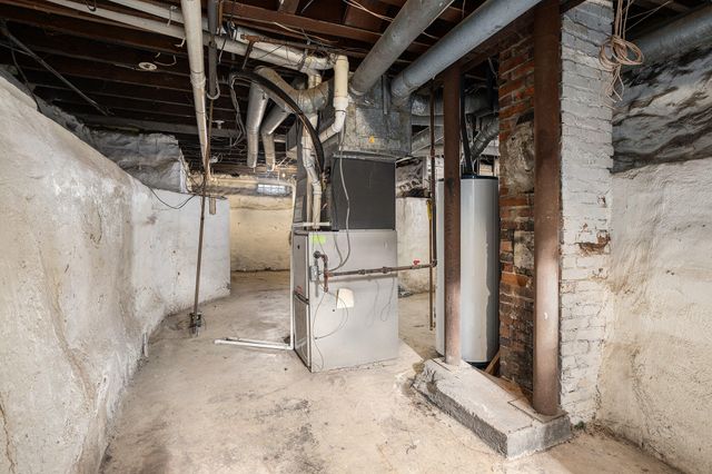 126 Calhoun Street, Battle Creek, MI 49017