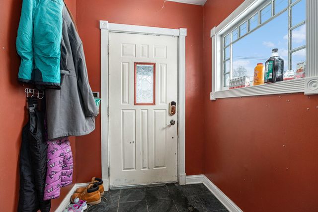 126 Calhoun Street, Battle Creek, MI 49017