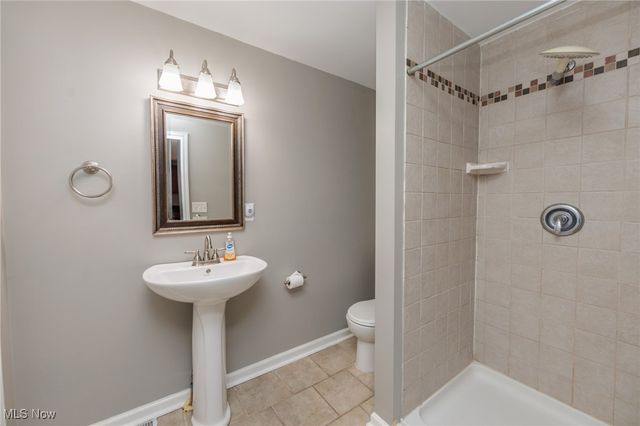 14873 Hook Hollow Road, Novelty, OH 44072