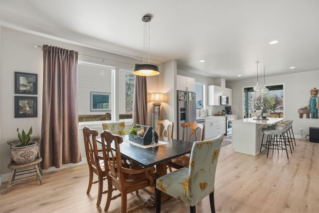 20546 Aberdeen Court, Bend, OR 97702