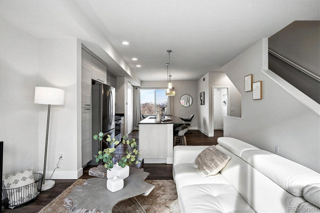 5621 W 11th Place, Lakewood, CO 80214